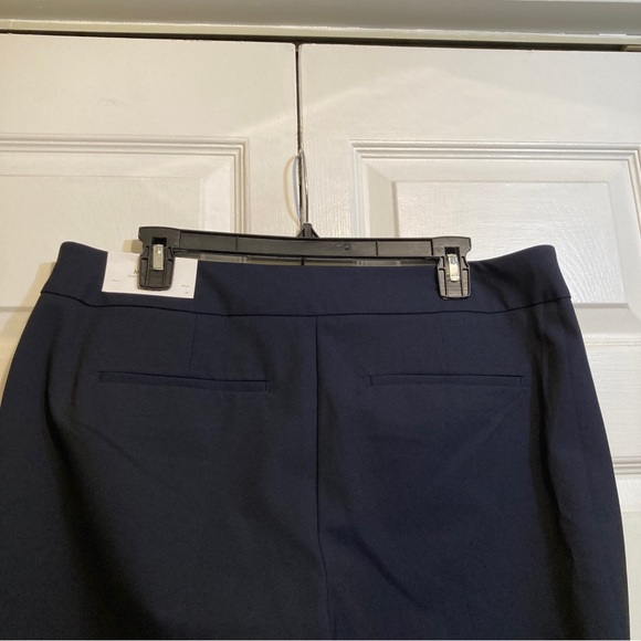 NWT Ann Taylor Pants Size 12 Modern Fit  Slim Through Hip & Thigh Blue - Picture 8 of 12